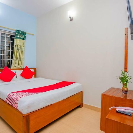 Oyo 575 Api Suites Pokhara Exterior foto